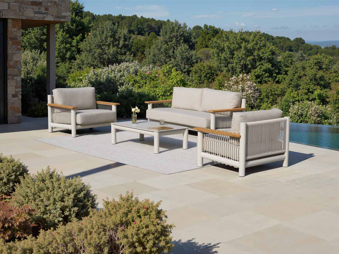 Ensembles de mobilier d'extérieur : matériaux haut de gamme résistants aux intempéries, conception modulaire polyvalente et confort ergonomique pour les espaces de terrasse, de piscine et d'accueil
